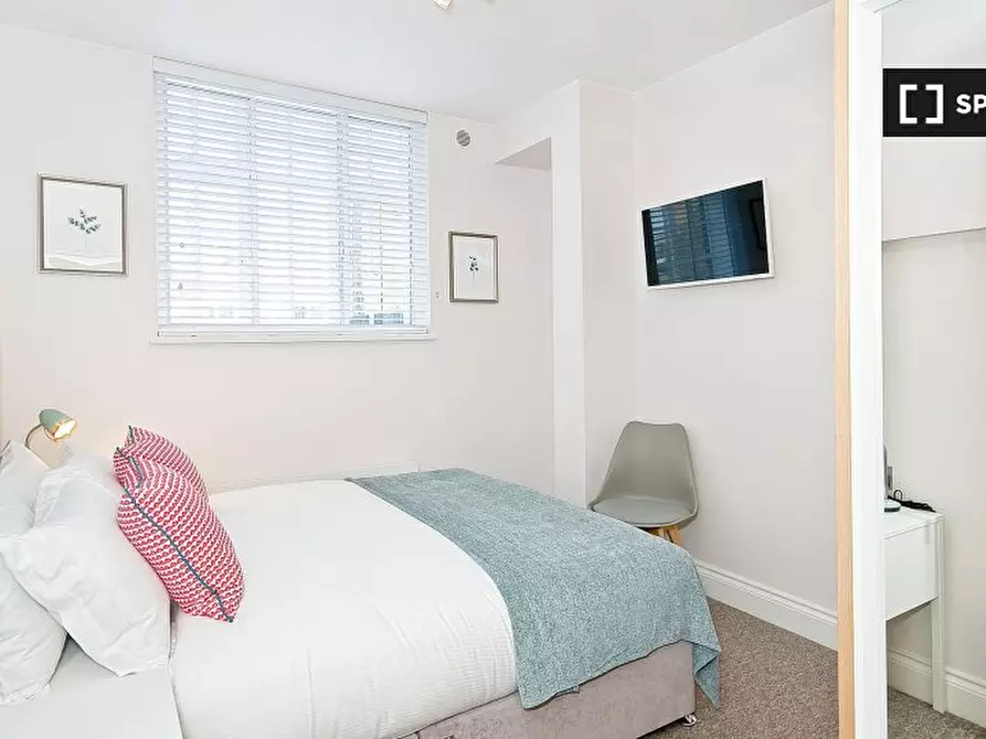 Immagine 6 di Appartamento in affitto  in Flat a 