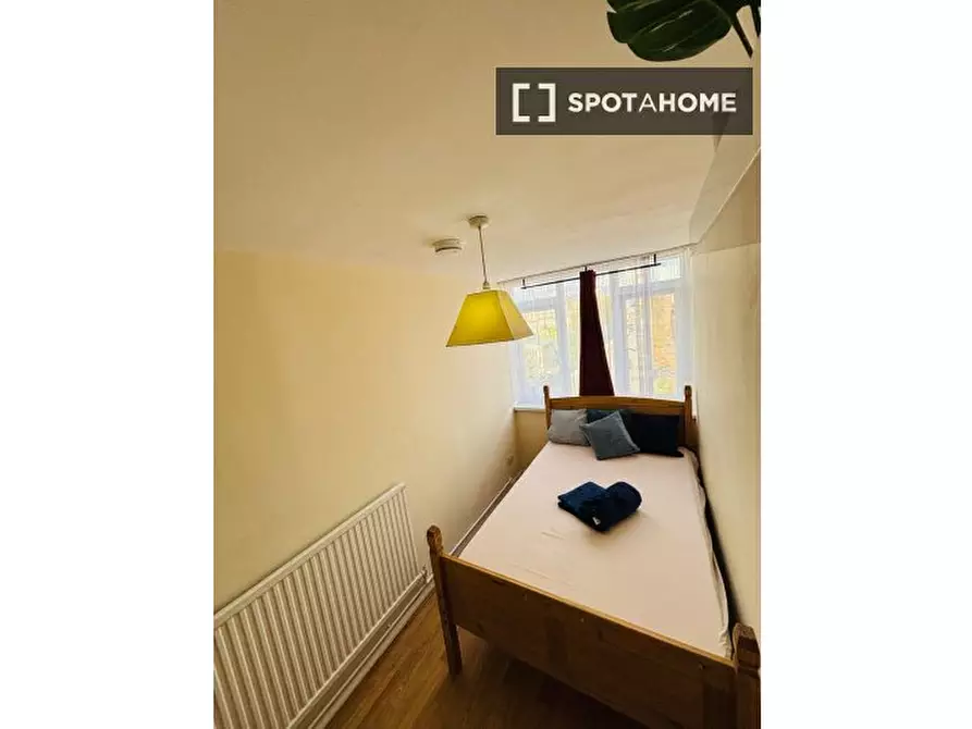 Immagine 18 di Camera condivisa in affitto  in Carey Gardens a Lambeth