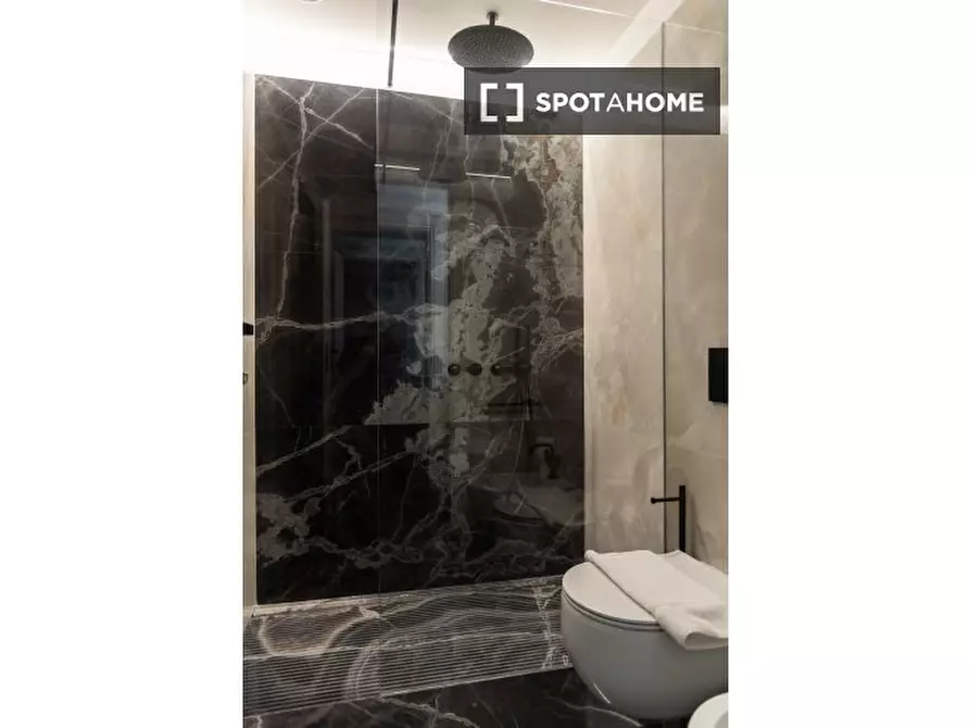 Immagine 9 di Appartamento in affitto  in Via Medici a Milano