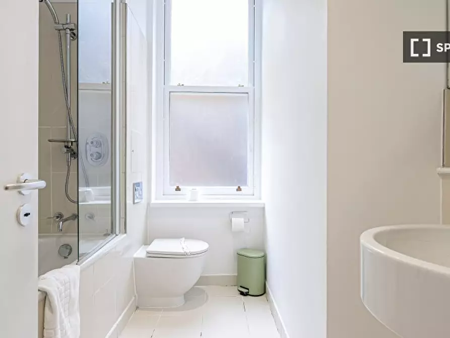 Immagine 8 di Appartamento in affitto  in Shand St a Camberwell