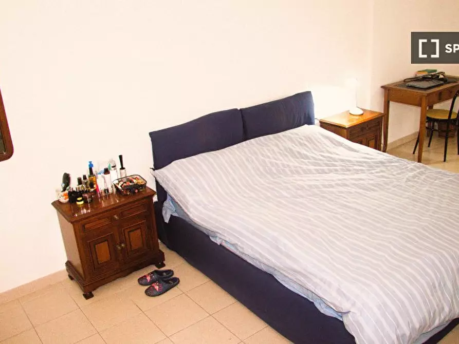 Immagine 6 di Camera condivisa in affitto  in Via Giuseppe de Robertis a Roma