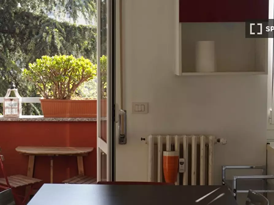 Immagine 17 di Appartamento in affitto  in Via Tavazzano a Milano