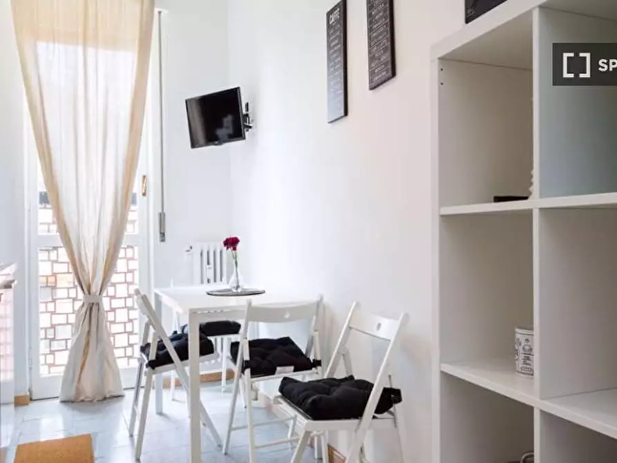 Immagine 12 di Camera condivisa in affitto  in Via Dei Mandorli Milan a Buccinasco