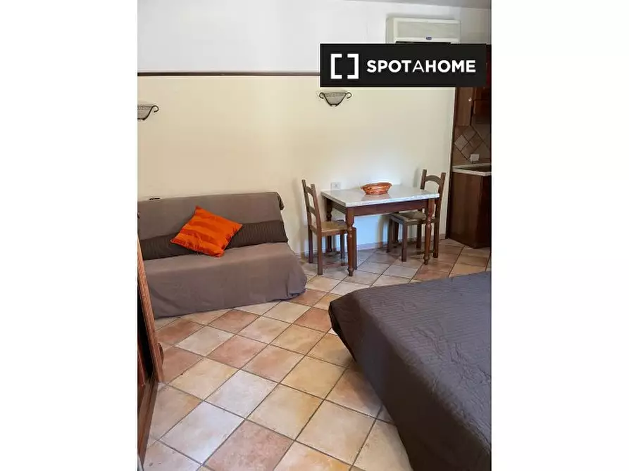 Immagine 5 di Ufficio in affitto  in Via Tuscolana a Roma