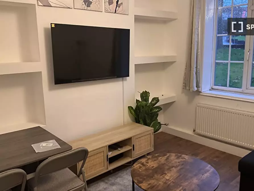 Immagine 1 di Appartamento in affitto  in Sheaveshill Avenue a Brent