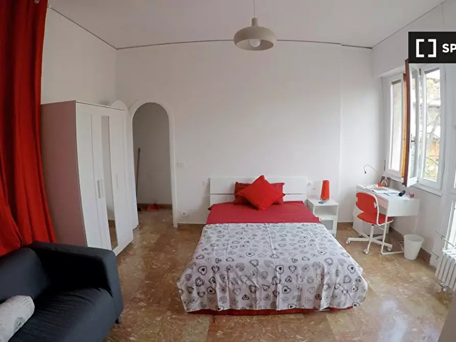 Immagine 2 di Camera condivisa in affitto  in Piazza Augusto Conti a Firenze