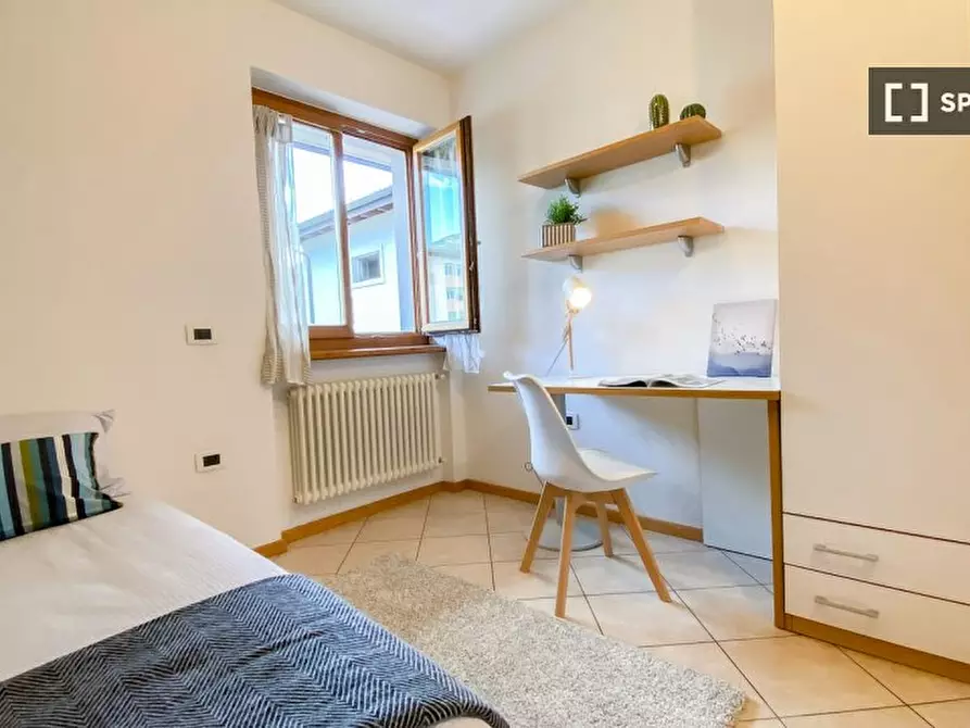 Immagine 1 di Camera condivisa in affitto  in Via Tommaso Gar a Trento