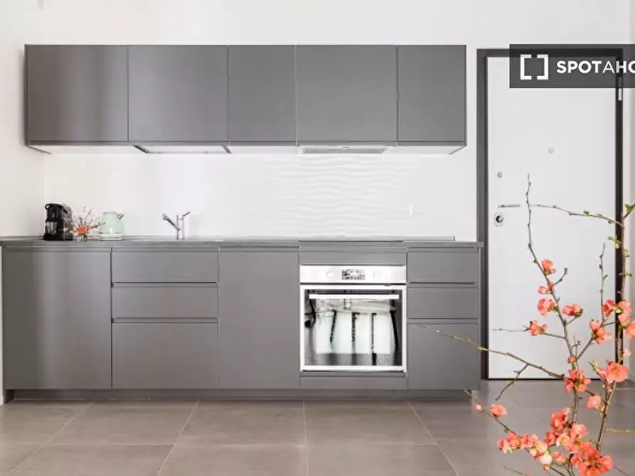 Immagine 3 di Ufficio in affitto  in Via S. Gervasio a Bologna