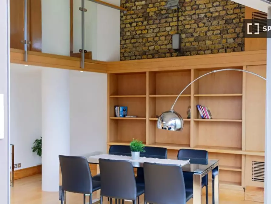 Immagine 10 di Appartamento in affitto  in Monument St a 