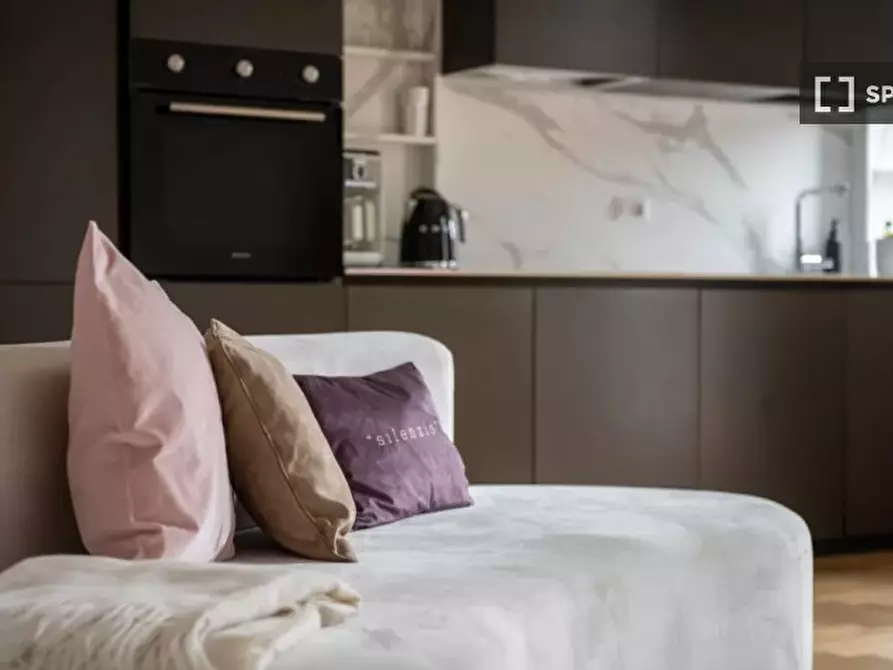 Immagine 4 di Appartamento in affitto  in Via Novara a Milano