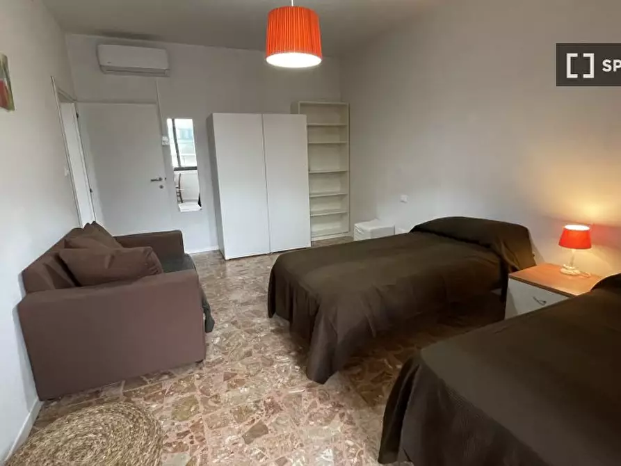 Immagine 11 di Camera condivisa in affitto  in Via Guglielmo Marconi, 50131 Firenze FI, Italy a Firenze