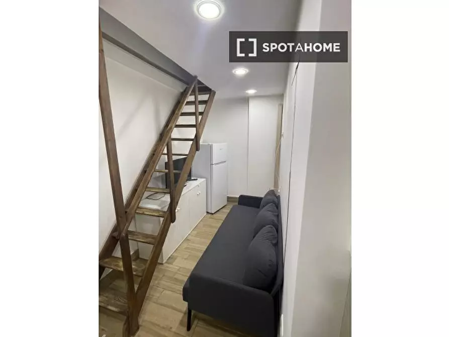 Immagine 7 di Appartamento in affitto  in Via dei Tribunali a Napoli