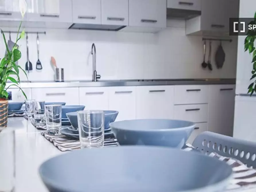 Immagine 13 di Camera condivisa in affitto  in Via Paolo Bassi a Milano