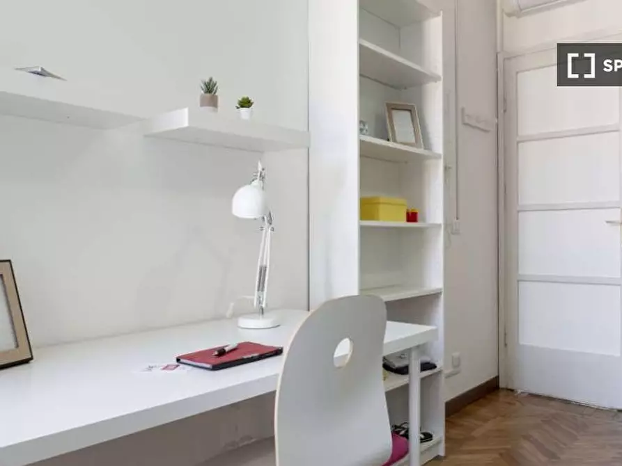 Immagine 4 di Camera condivisa in affitto  in Viale Monza a Milano