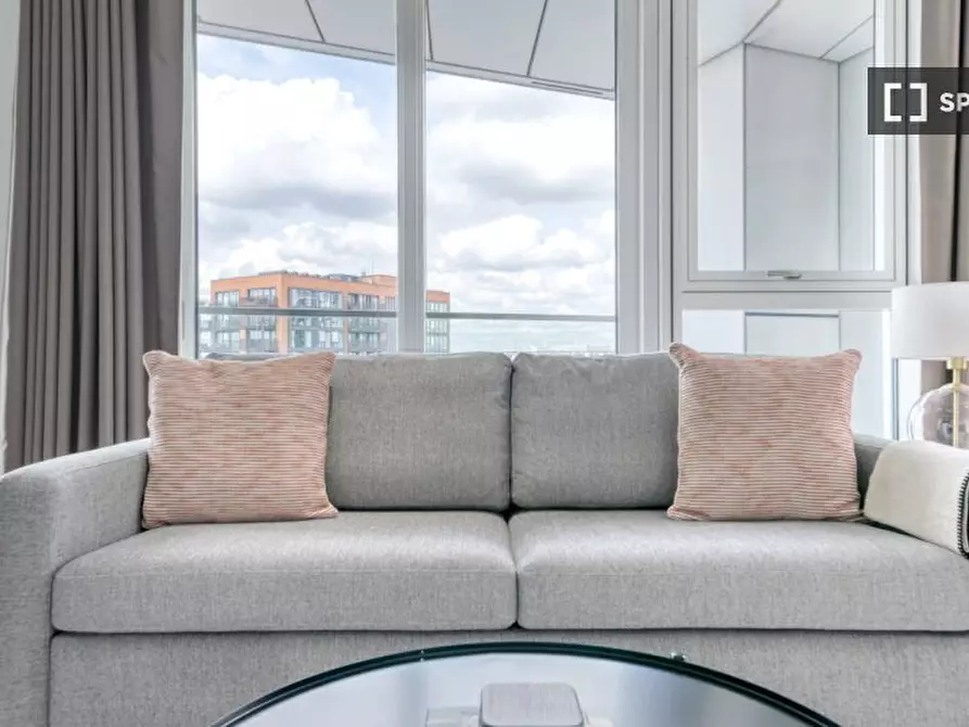 Immagine 2 di Appartamento in affitto  in Wandsworth Rd a Lambeth