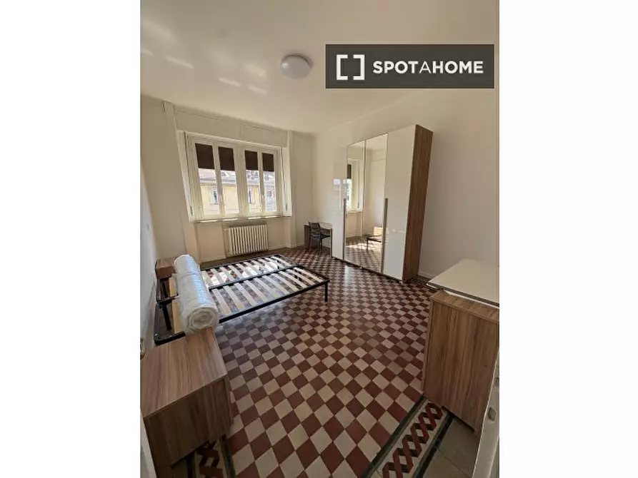 Immagine 1 di Camera condivisa in affitto  in Via Goffredo Mameli a Milano