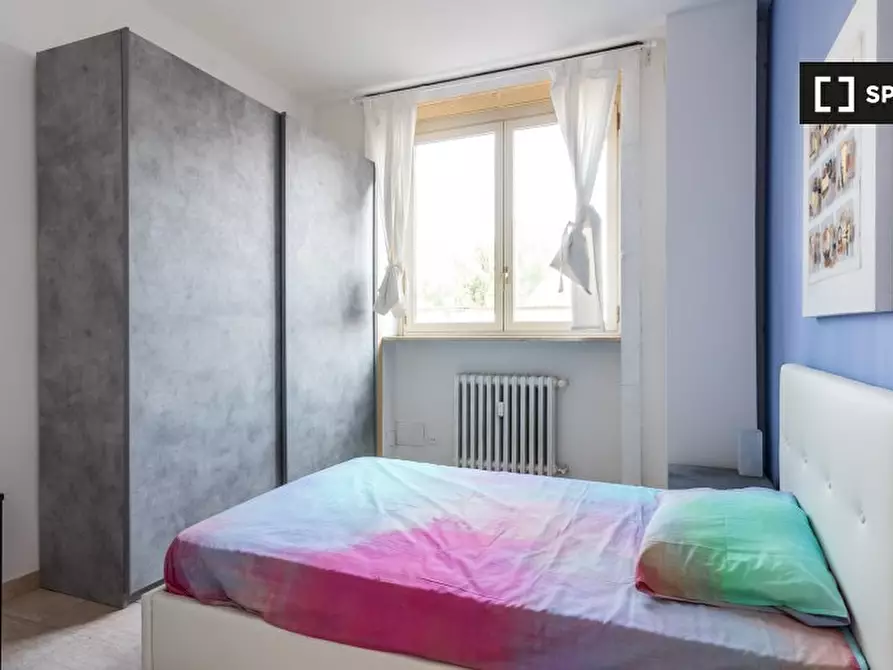 Immagine 2 di Camera condivisa in affitto  in Via Mac Mahon a Milano