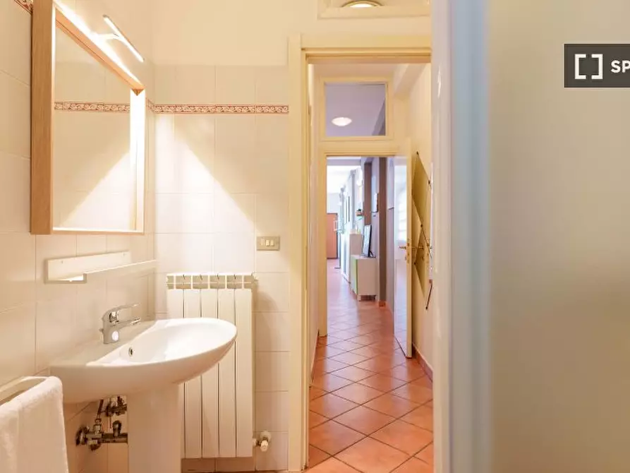 Immagine 10 di Ufficio in affitto  in Via Zamboni a Bologna