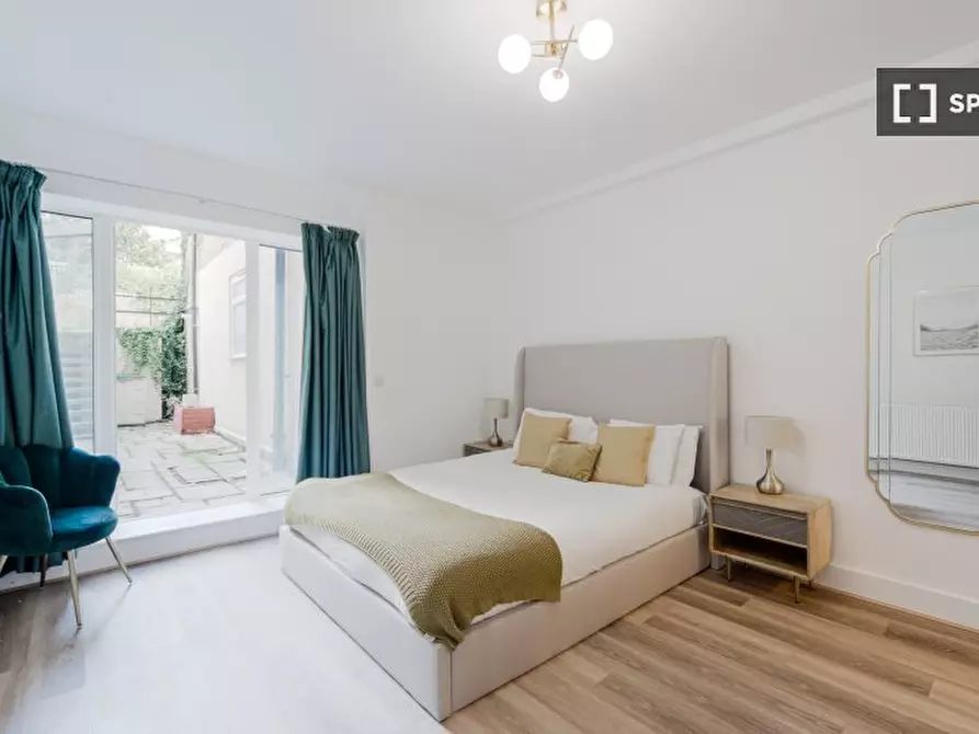Immagine 18 di Appartamento in affitto  in Flat Bell House a Kensington