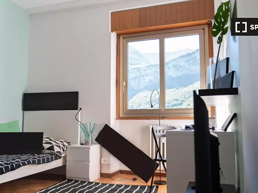 Immagine 1 di Camera condivisa in affitto  in Via Antonio Rosmini a Trento