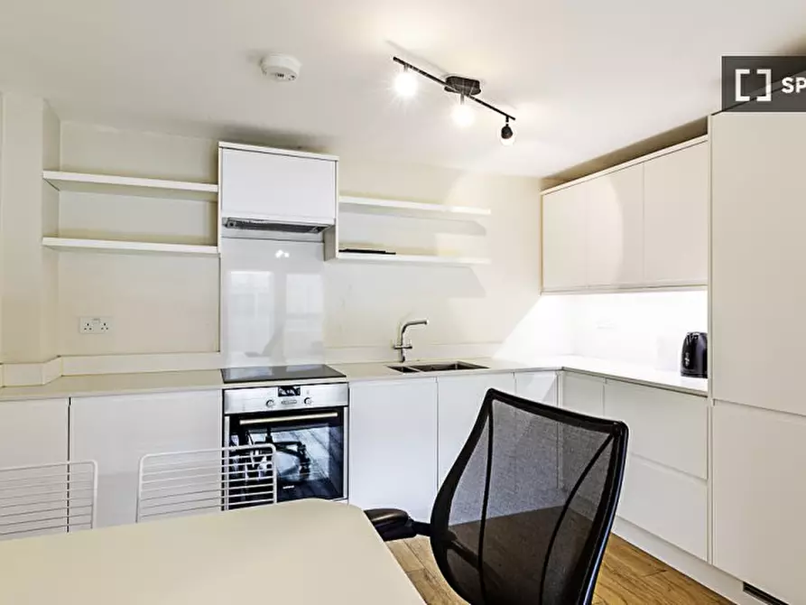 Immagine 7 di Appartamento in affitto  in Flat a 