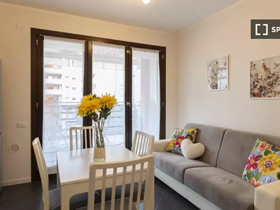 Immagine 2 di Appartamento in affitto  in Viale Sarca a Milano