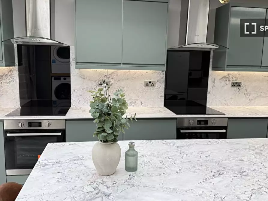 Immagine 6 di Camera condivisa in affitto  in Balmoral Dr a Borehamwood