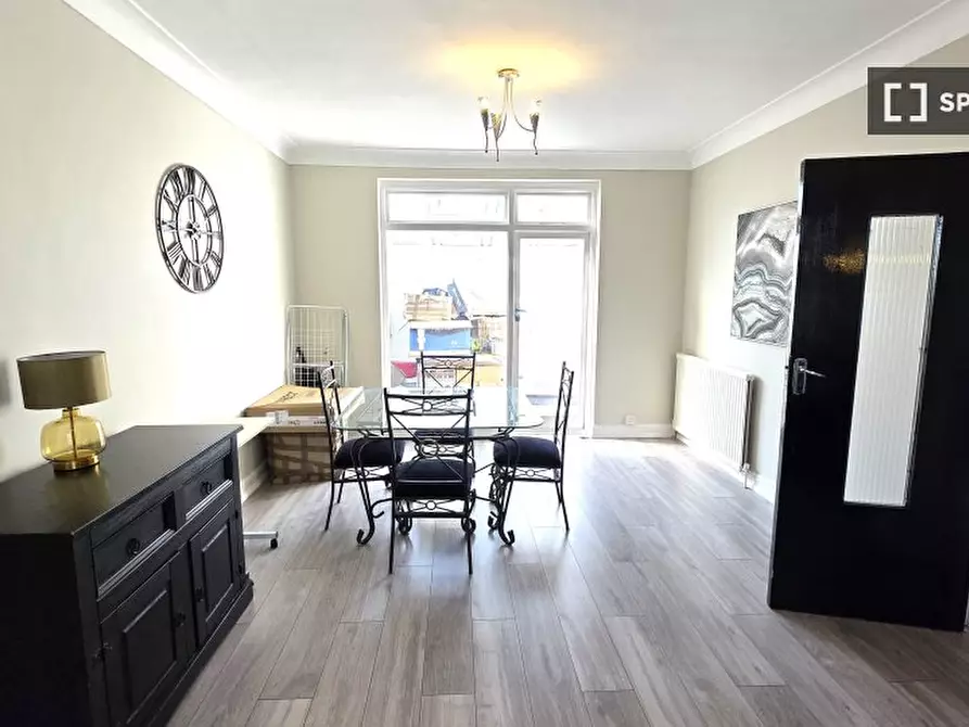 Immagine 4 di Appartamento in affitto  in Whalebone Ln N a Barking