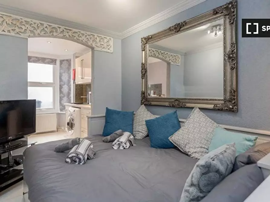 Immagine 3 di Ufficio in affitto  in Watford General Suites GFF Apartment a Watford