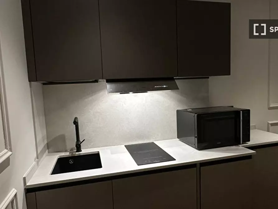 Immagine 8 di Ufficio in affitto  in Via dei Brunelleschi a Firenze