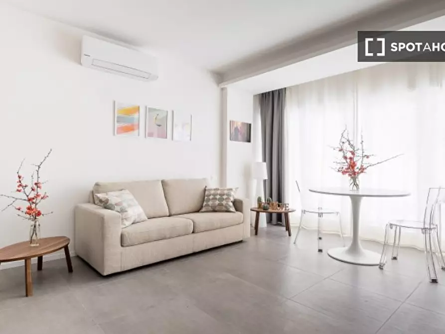 Immagine 1 di Ufficio in affitto  in Via S. Gervasio a Bologna