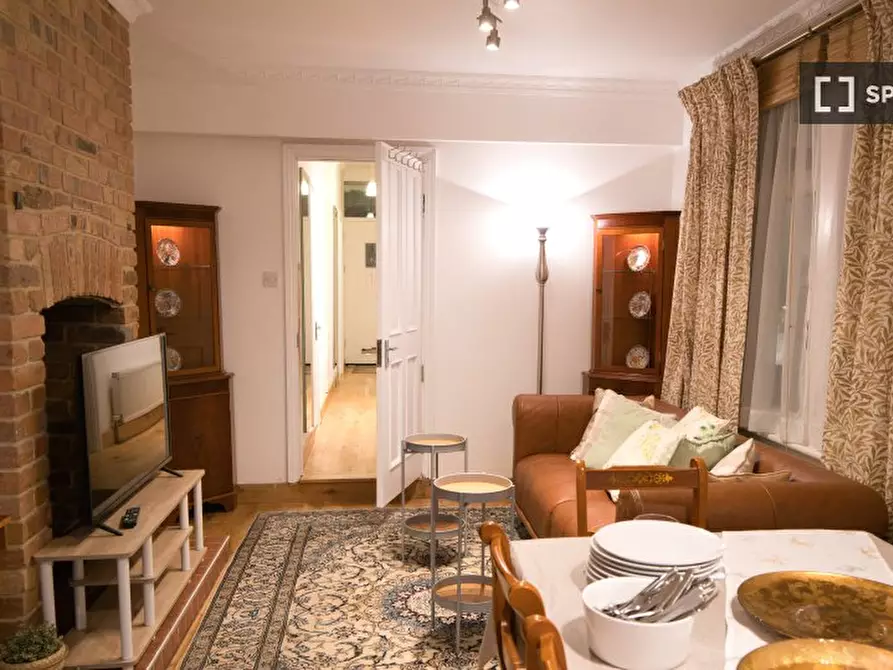 Immagine 4 di Appartamento in affitto  in Spruce Hills Rd a Walthamstow
