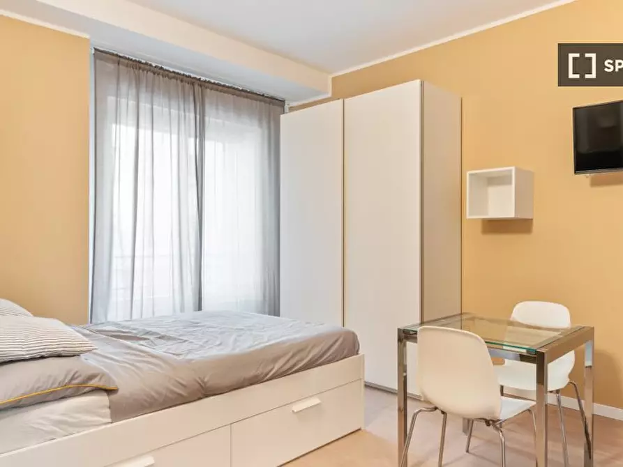 Immagine 4 di Ufficio in affitto  in Via Luciano Manara a Milano