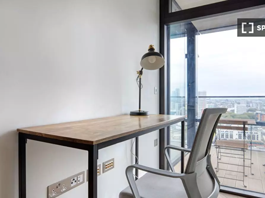 Immagine 11 di Appartamento in affitto  in Principal Pl a Islington