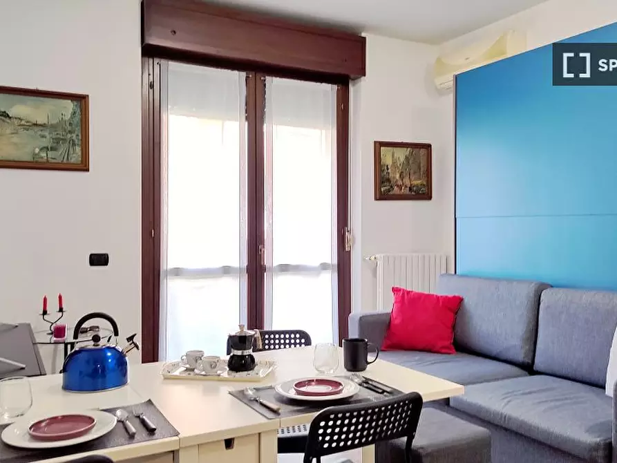 Immagine 11 di Ufficio in affitto  in Piazza Vittorio Veneto a Caronno Pertusella