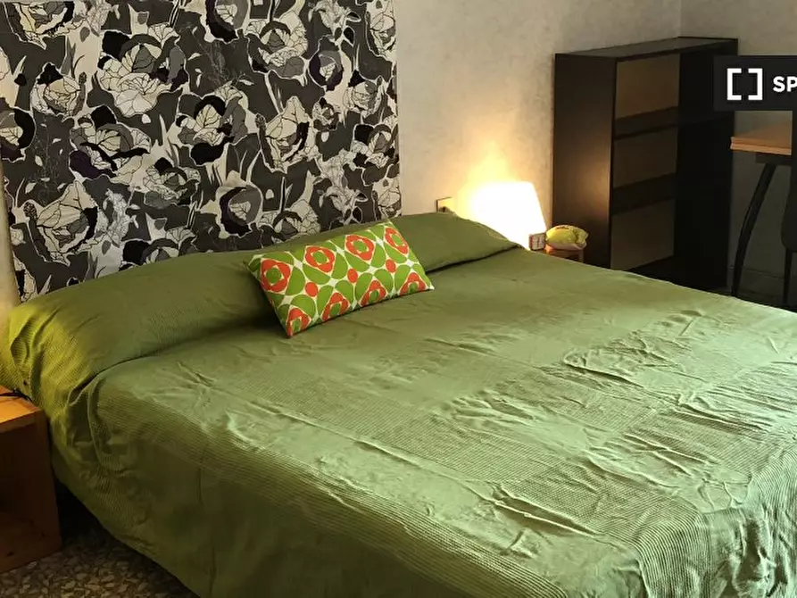 Immagine 11 di Camera condivisa in affitto  in Viale Furio Camillo, 00181 Roma RM, Italy a Roma