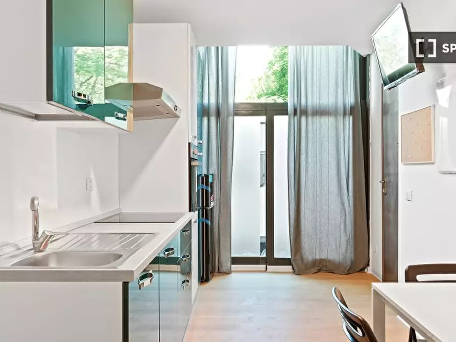 Immagine 13 di Camera condivisa in affitto  in Via Privata Deruta a Milano