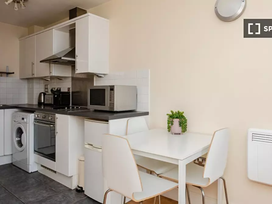 Immagine 5 di Appartamento in affitto  in Great Suffolk St a Camberwell