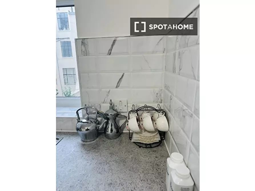 Immagine 15 di Appartamento in affitto  in Leinster Gardens a Paddington