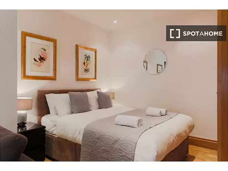 Immagine 12 di Ufficio in affitto  in Monument St a 