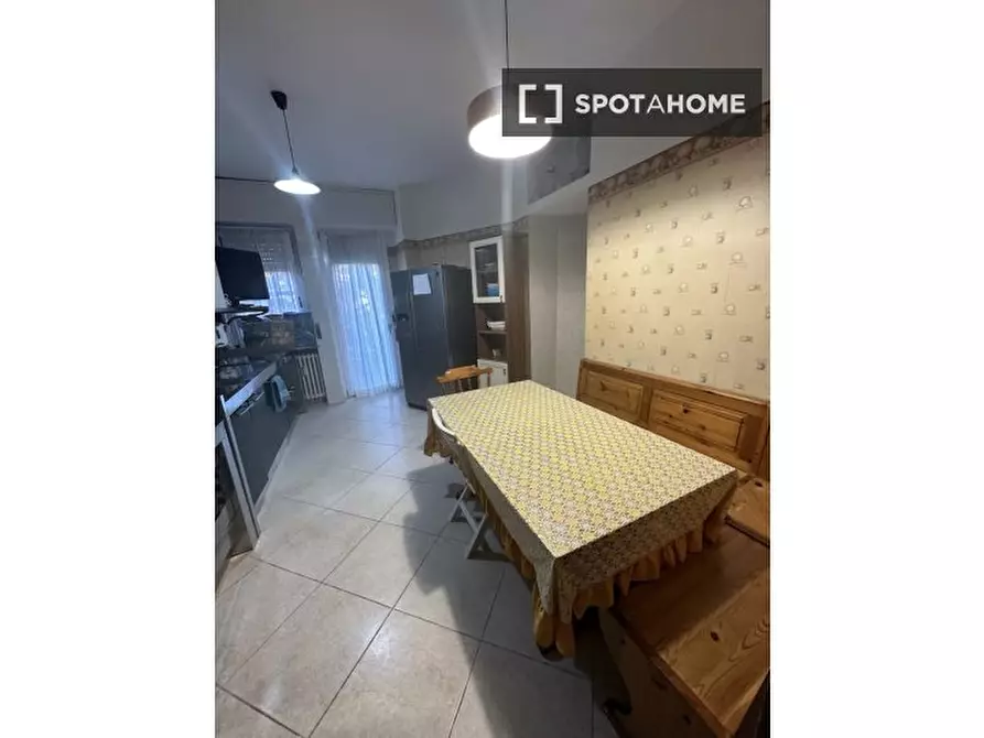 Immagine 11 di Camera condivisa in affitto  in Piazza Angilberto II a Milano