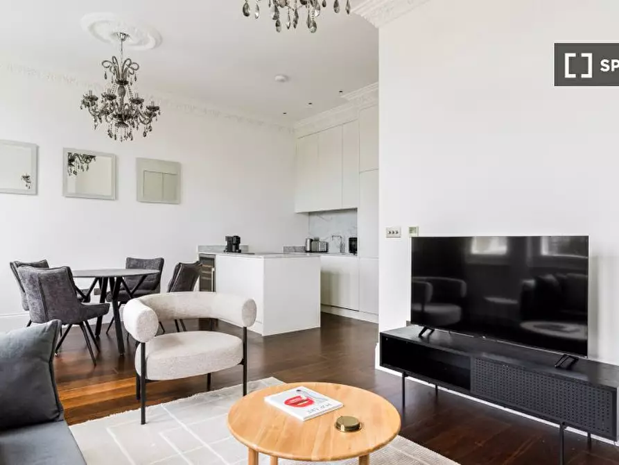Immagine 2 di Appartamento in affitto  in Redcliffe Square a Kensington