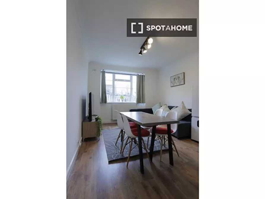 Immagine 2 di Appartamento in affitto  in Highbury Grove a Islington