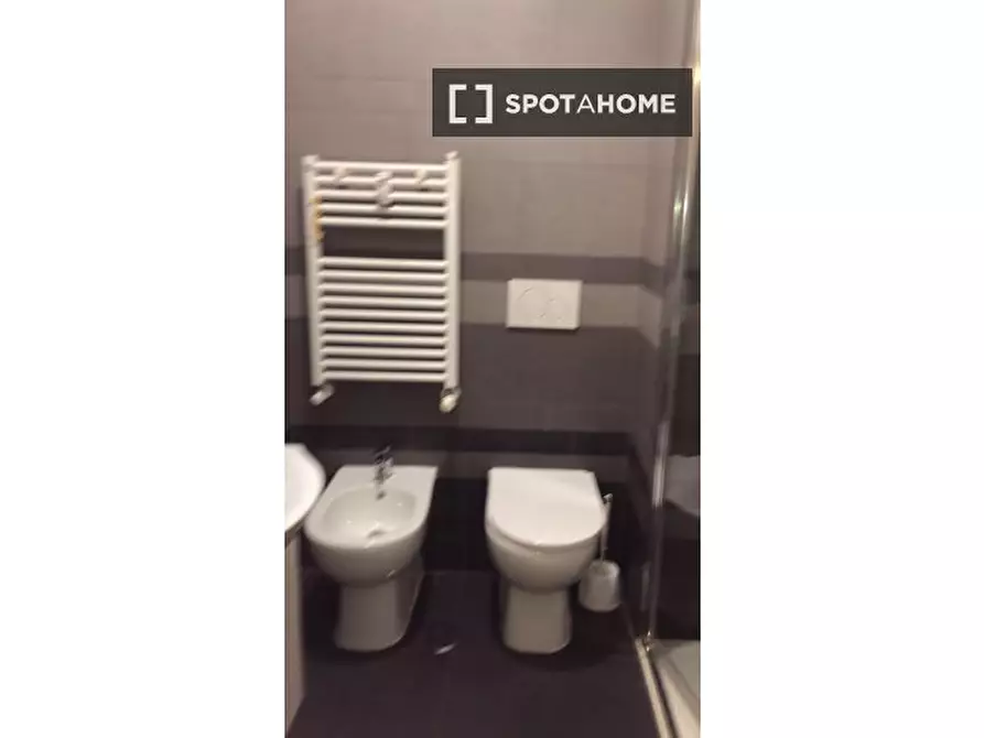 Immagine 2 di Camera condivisa in affitto  in Via Trionfale a Roma