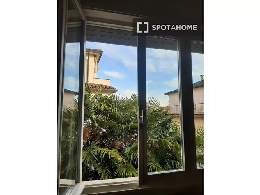 Immagine 9 di Camera condivisa in affitto  in Via Zara a Padova