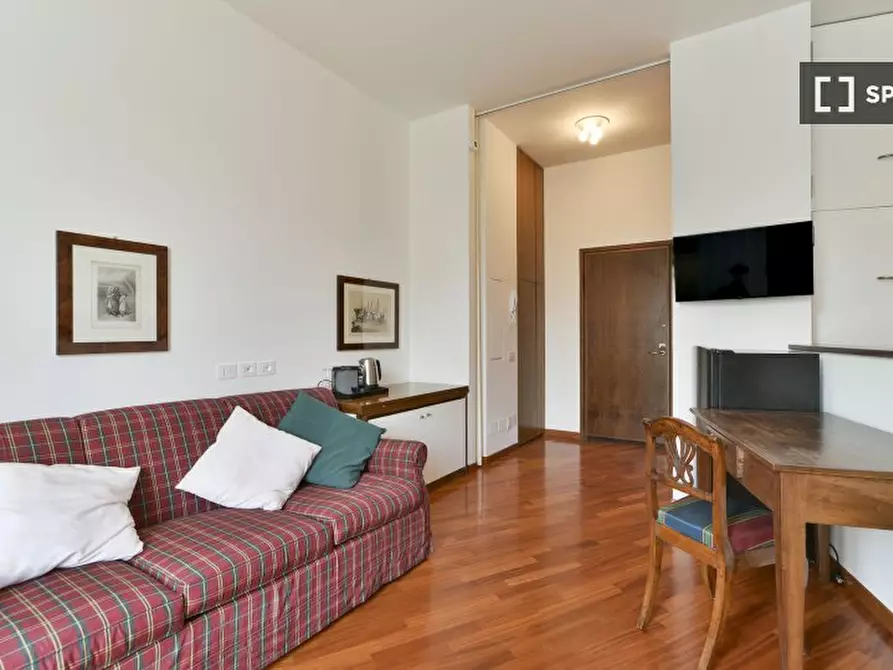 Immagine 4 di Ufficio in affitto  in Corso Monforte a Milano