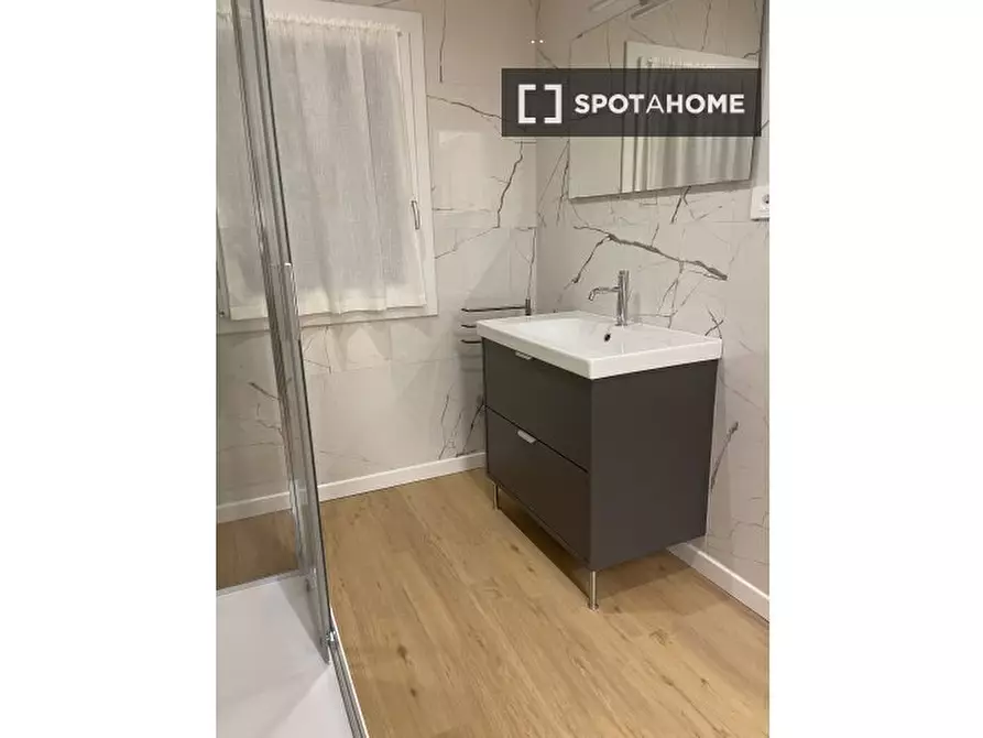 Immagine 5 di Camera condivisa in affitto  in Via Domenico Turazza a Padova