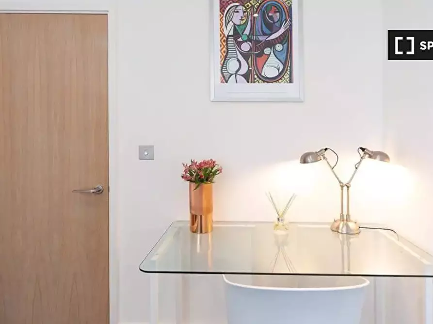 Immagine 2 di Appartamento in affitto  in flat a Greenwich