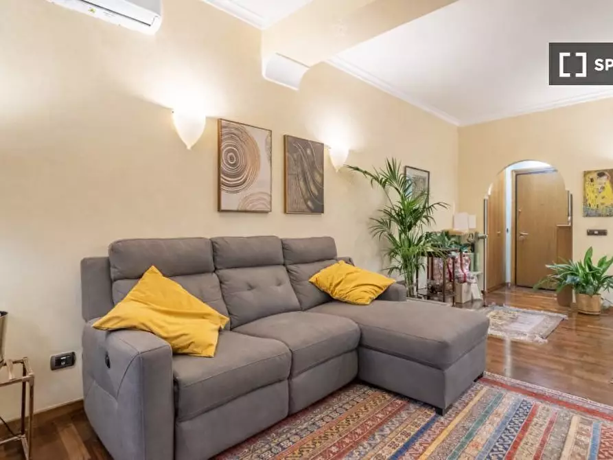 Immagine 1 di Appartamento in affitto  in Via Manfredi Azzarita a Roma