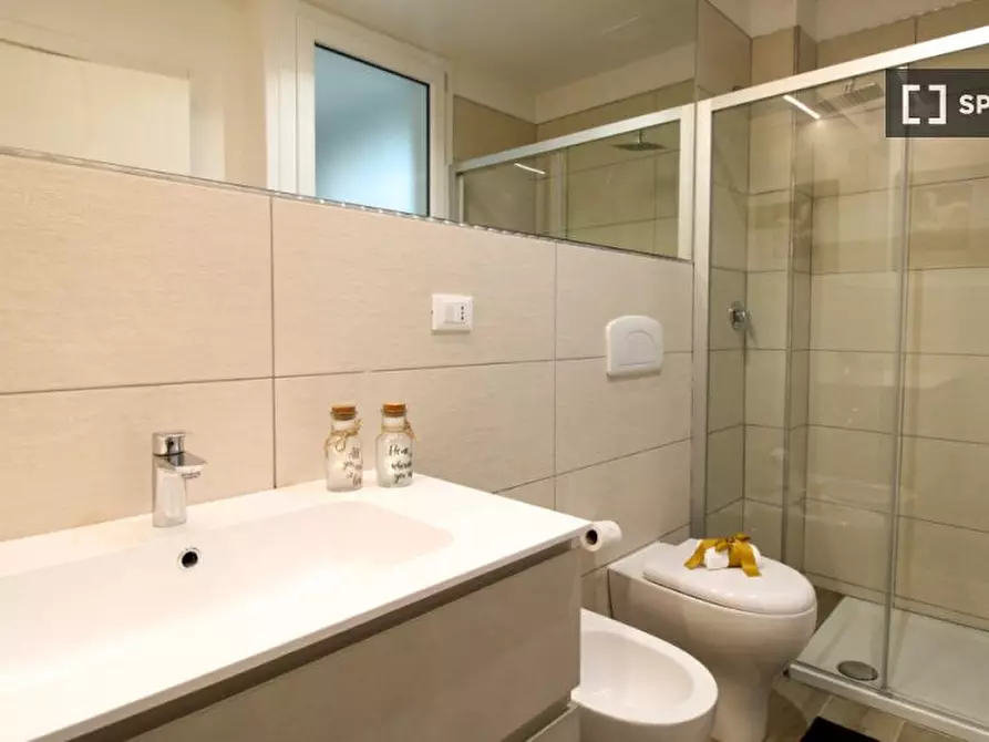 Immagine 5 di Camera condivisa in affitto  in Menganti a Bologna